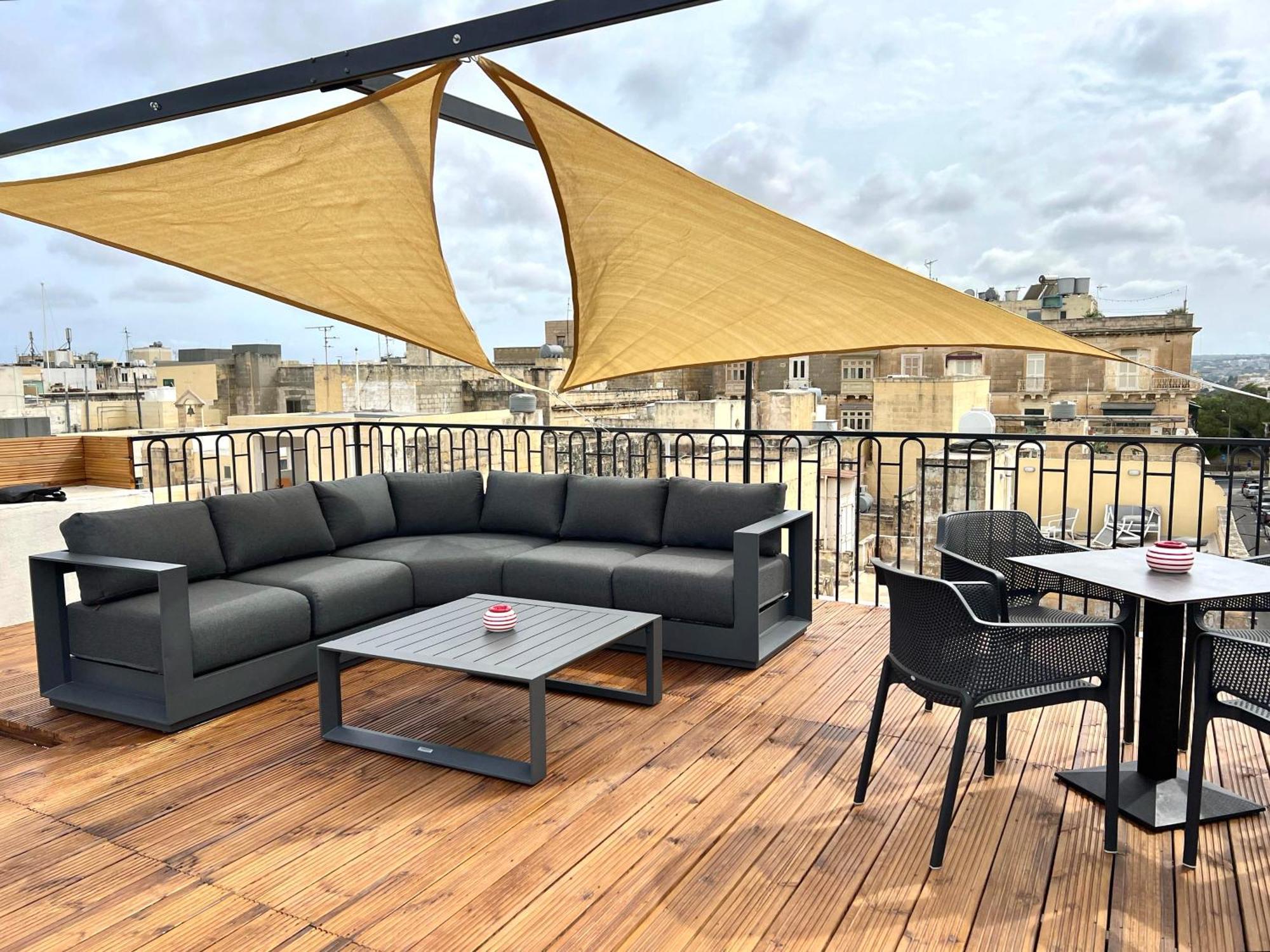 Florette Suite 1Br With Stunning Lounge Terrace By Arcobnb Φλοριάνα Εξωτερικό φωτογραφία
