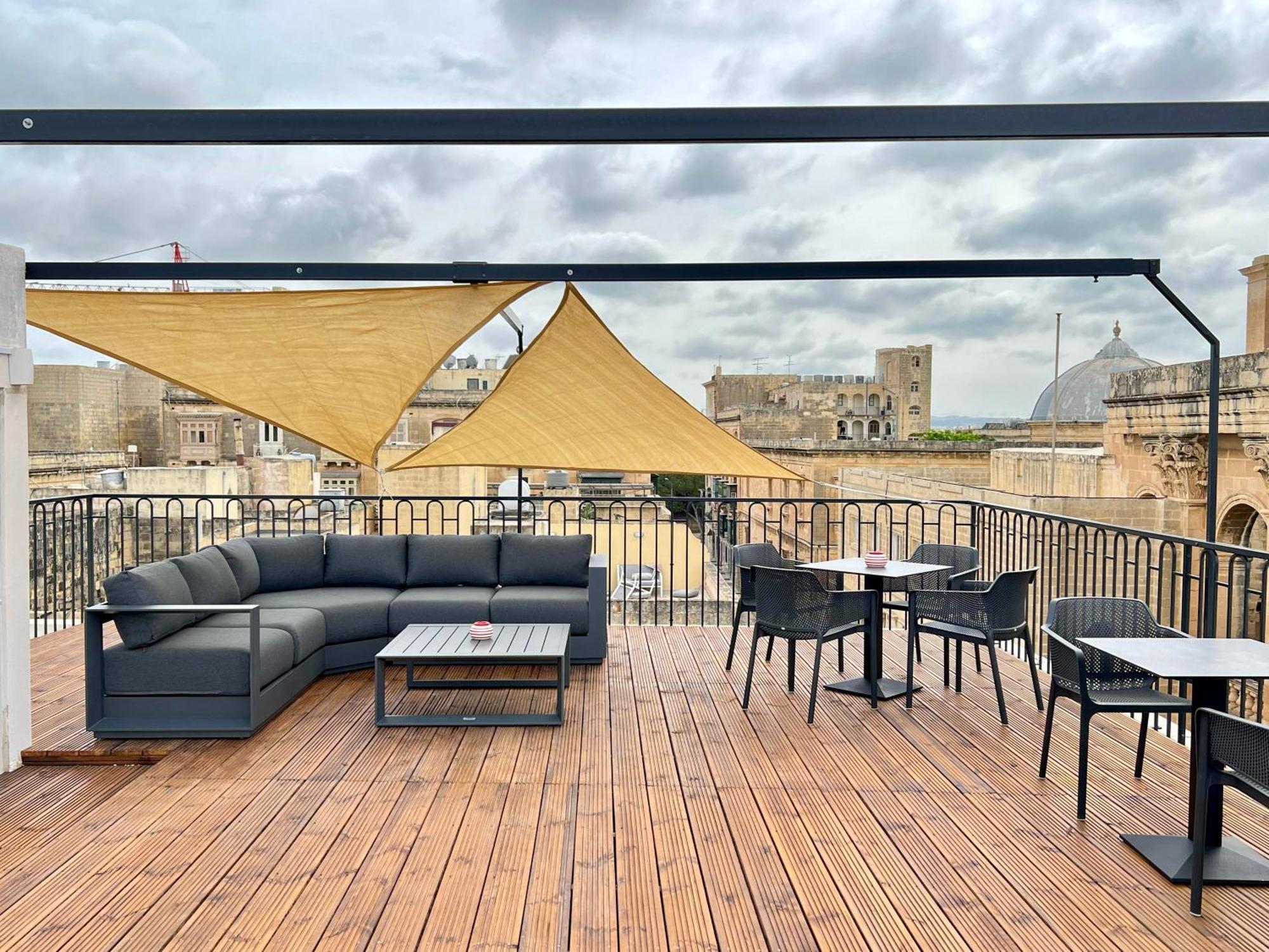 Florette Suite 1Br With Stunning Lounge Terrace By Arcobnb Φλοριάνα Εξωτερικό φωτογραφία